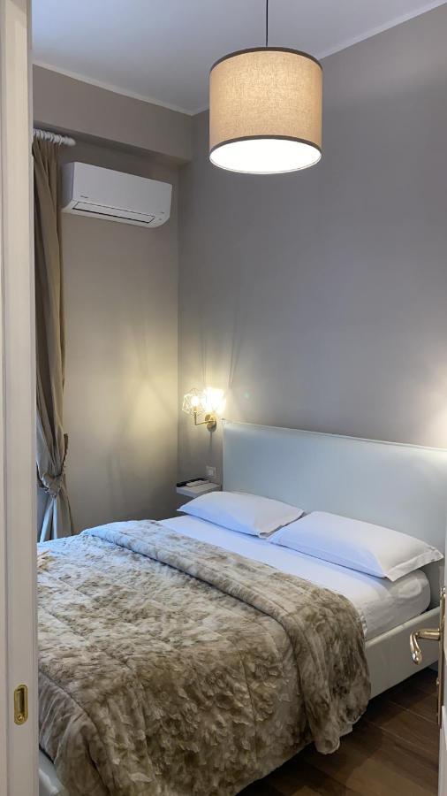 B&B Partenopeo Naples Luaran gambar
